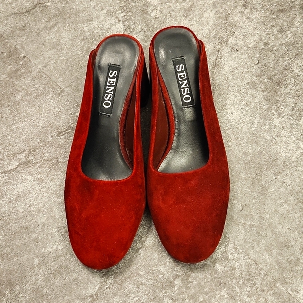 Senso red suede slip on heeled mules size 36